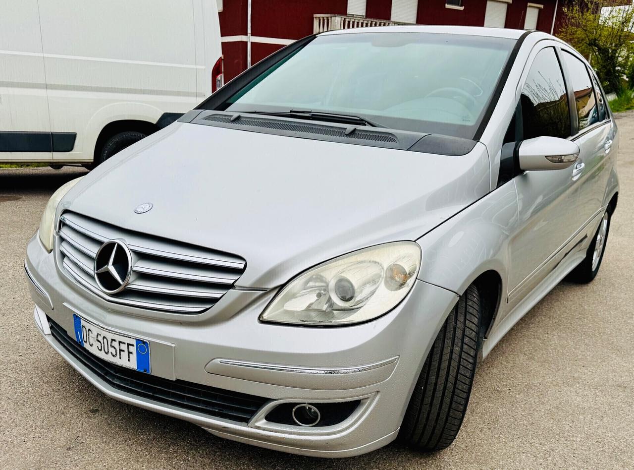 Mercedes-benz B 200 CDI Sport AUTOMATICO ok Neopatentati