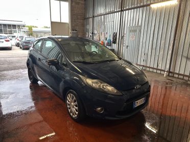 Ford Fiesta 1.4 3 porte Bz.- GPL