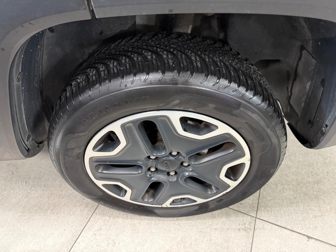 Jeep Renegade 2.0 Mjt 170CV 4WD Active Drive Low Trailhawk