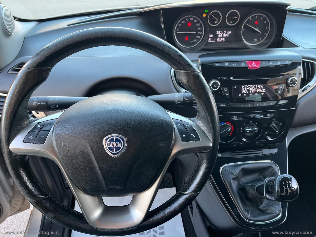 LANCIA Ypsilon 0.9 T.Air 85CV 5p. Met.Ec.Plat.