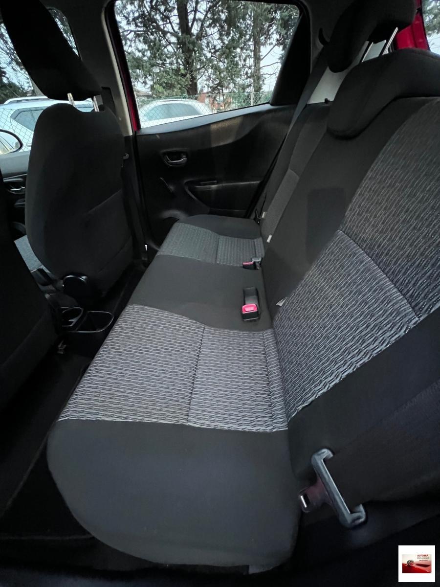 TOYOTA - Yaris - 1.4 D-4D 5p. Lounge