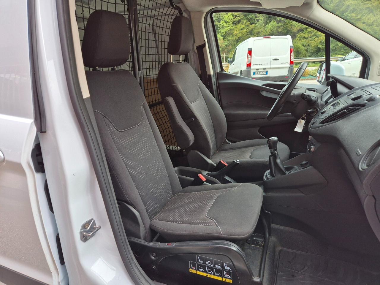 Ford Transit Courier 1.5 TDCi 75CV Van Entry