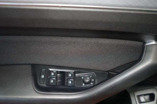 VOLKSWAGEN Passat Variant 2.0 TDI SCR EVO DSG Business