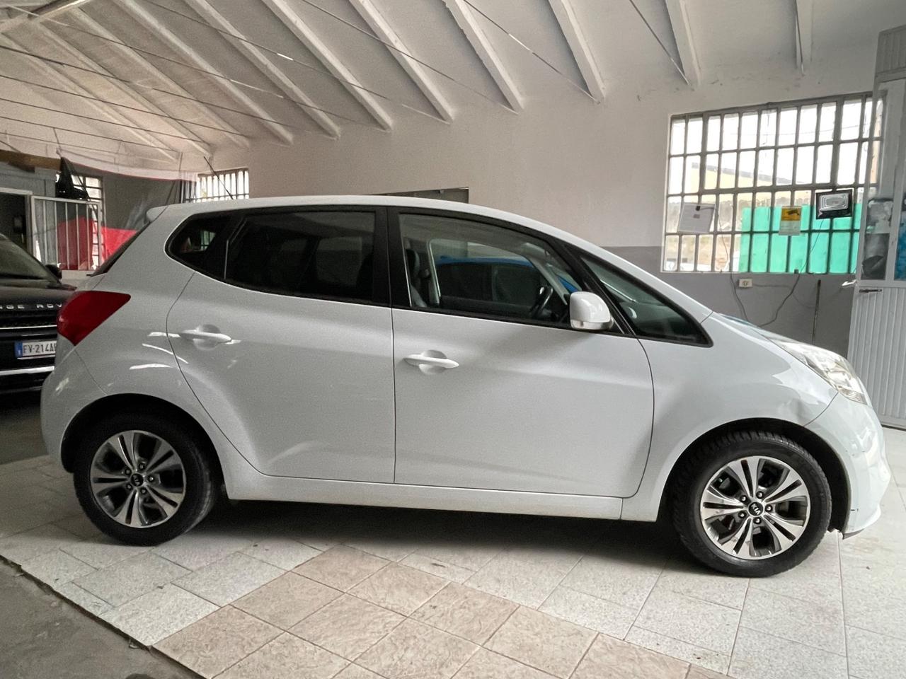 Kia Venga 1.4 CRDi 90CV Cool