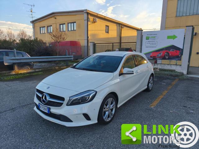 MERCEDES-BENZ A 200 d Automatic Premium
