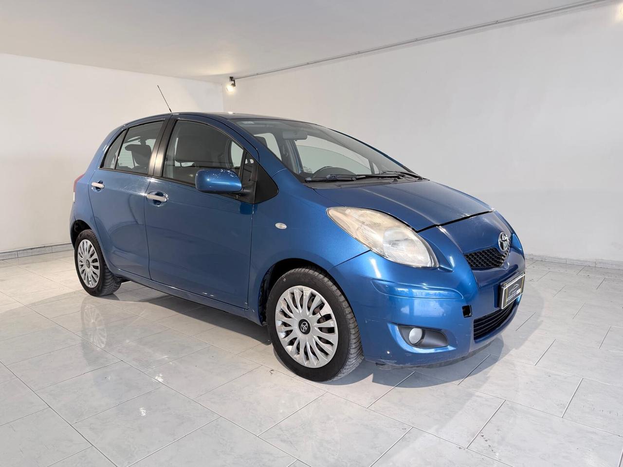 TOYOTA YARIS 2011 1.4 D-4D 5 porte 6 MARCE