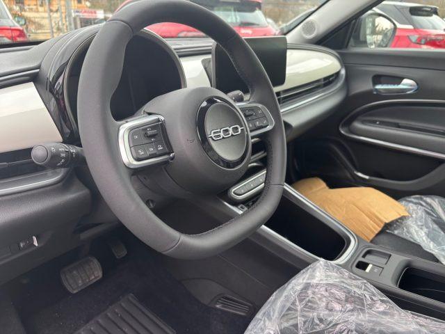 FIAT 600 Hybrid 145 CV DCT MHEV Icon