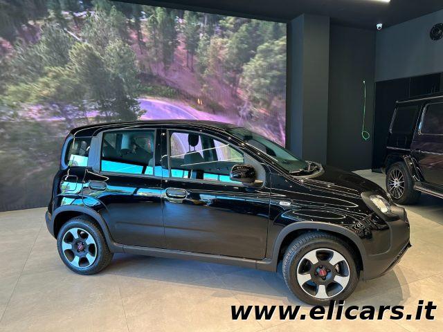 FIAT Panda 1.0 FireFly S&S Hybrid City Cross