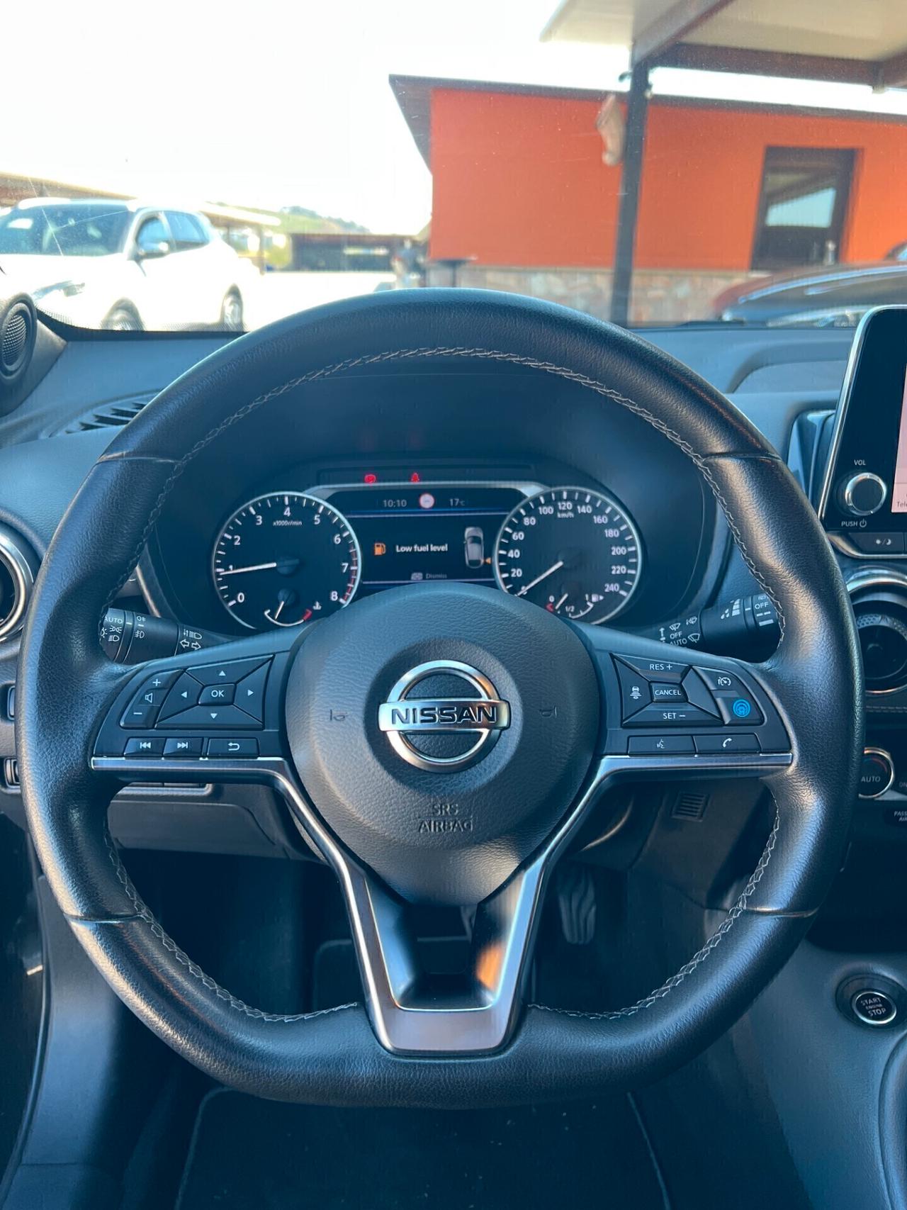 Nissan Juke 1.0 DIG-T 114 CV N-Connecta