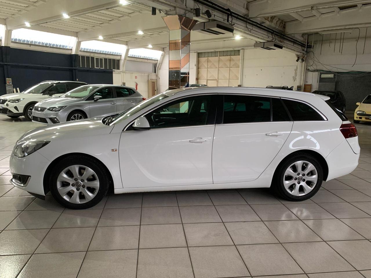 Opel Insignia 2.0 CDTI 140CV Ecopower 104gr. Sports Tourer Cosmo Business