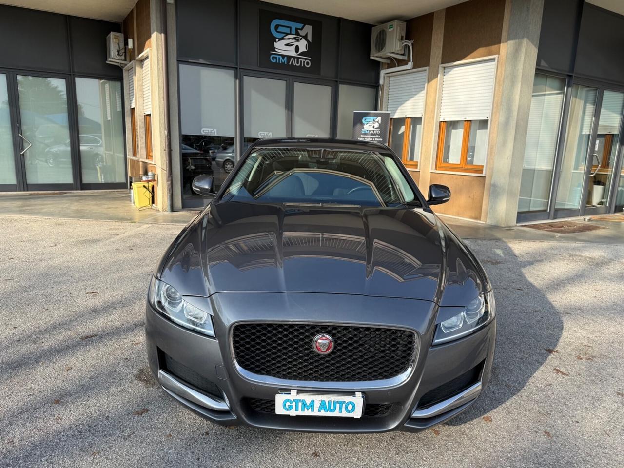 Jaguar XF 2.0 D 163 CV Prestige -Automatica