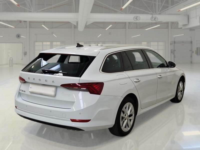 SKODA OCTAVIA WAGON 2.0 TDI EVO 110KW STYLE DSG