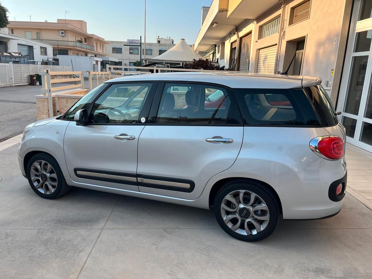 Fiat 500L Living 1.6 Multijet 105 CV Pop Star