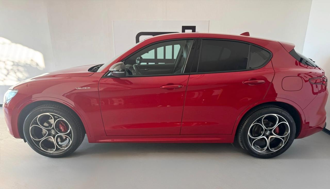 Alfa Romeo Stelvio 210 CV AT8 Q4 Veloce