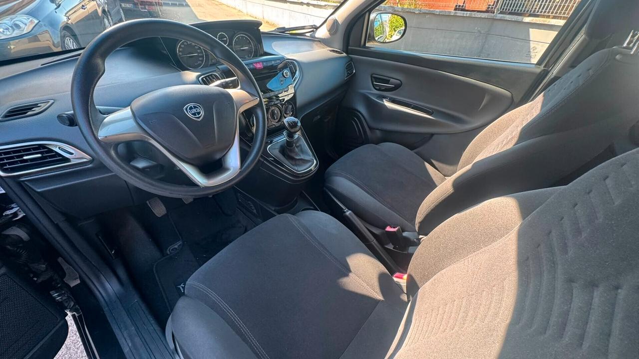 Lancia Ypsilon 1.2 69 CV 5 porte Elle