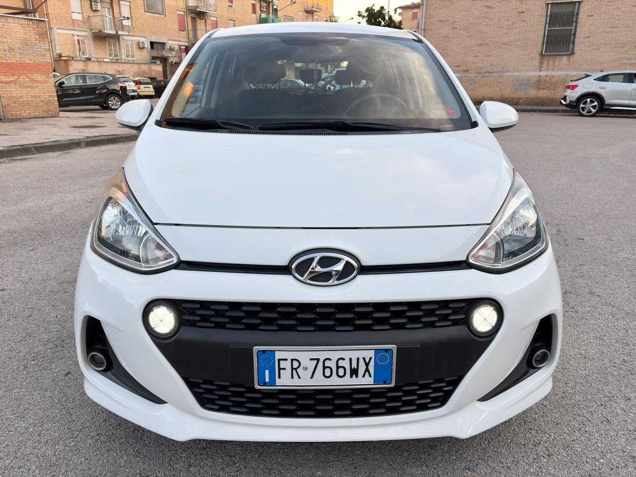 Hyundai i10 restyling 1.0 benz/GPL magnifica