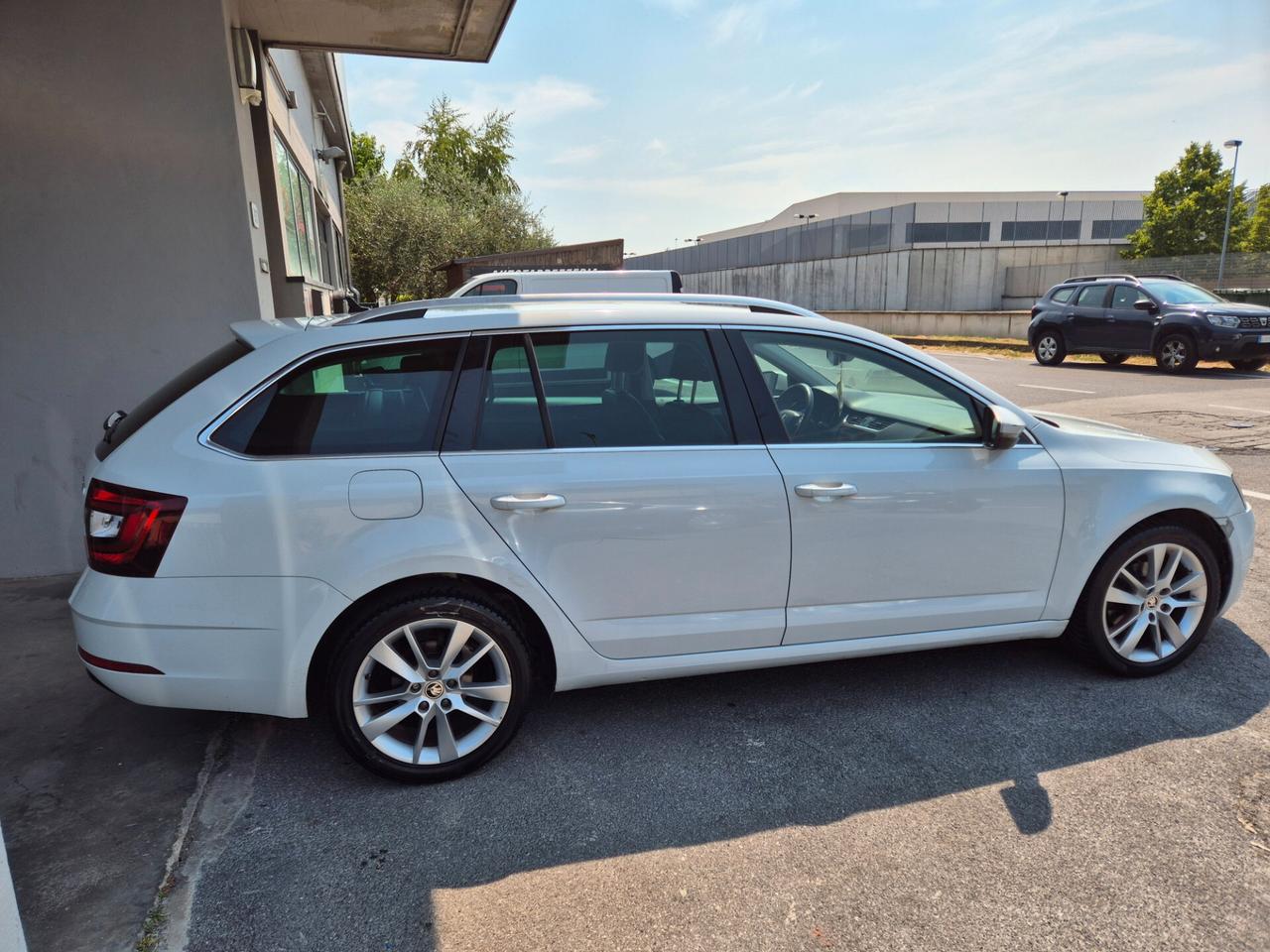 Skoda Octavia 1.5 DSG Wagon Style G-Tec