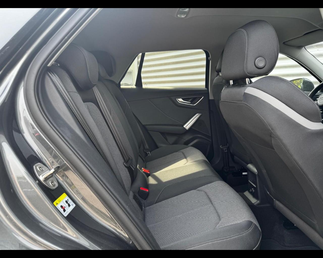 AUDI Q2 35 TFSI S-TRONIC S-LINE EDITION
