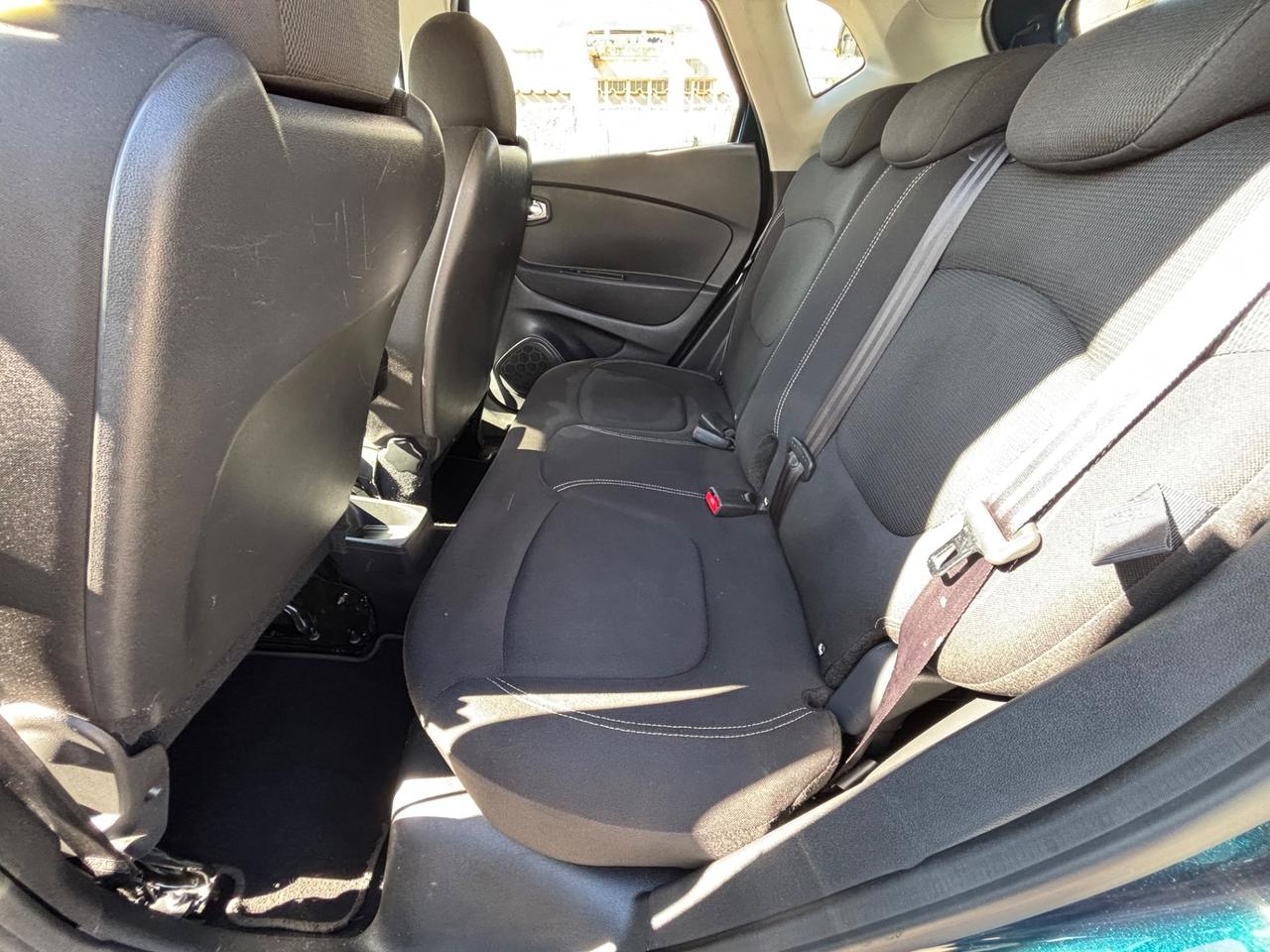 RENAULT CAPTUR TCE 90CV 80.000KM FULL OPT