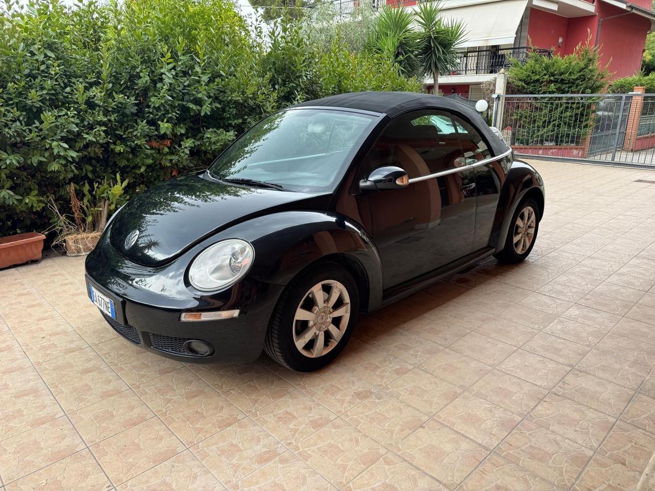 Volkswagen New Beetle 1.9 TDI 105CV Cabrio Lim. Red Edt.
