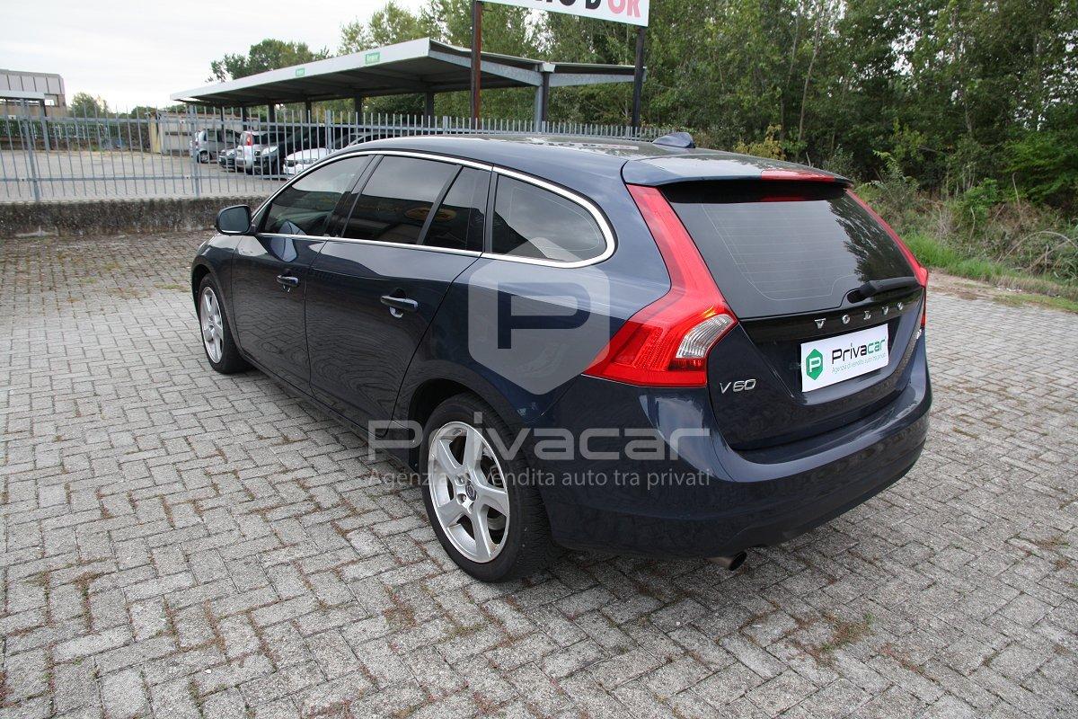 VOLVO V60 D3 Geartronic Momentum