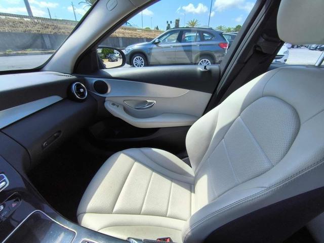 MERCEDES-BENZ C 220 d Auto Premium