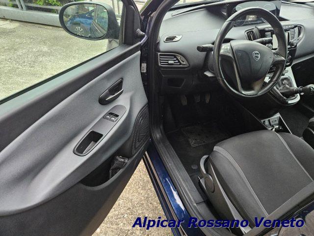 LANCIA Ypsilon 1.2 69 CV 5 porte GPL Ecochic Gold