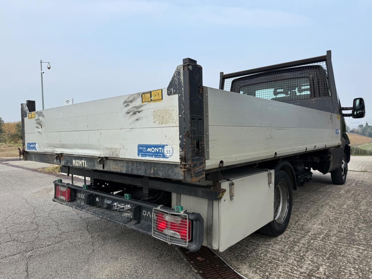 IVECO DAILY 35C18 RIBALTABILE TRILATERALE
