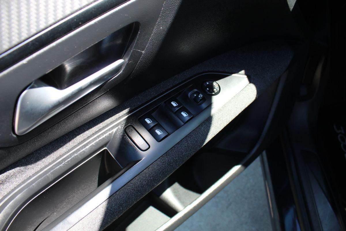 PEUGEOT - 3008 - BlueHDi 130 EAT8 S&S Business