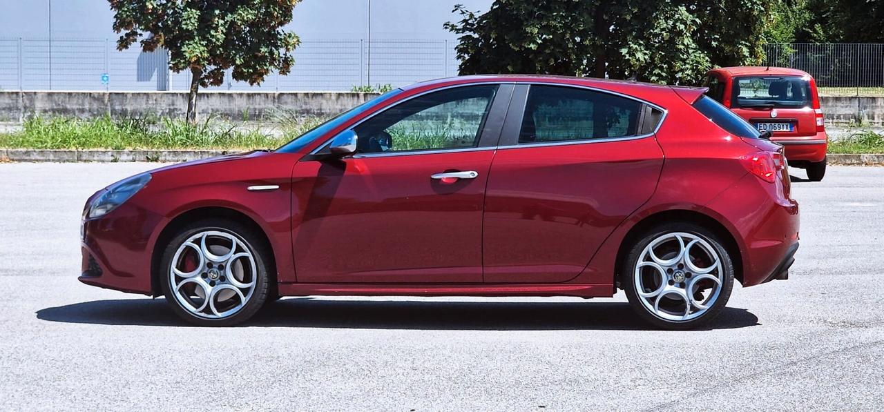 Alfa Romeo Giulietta 2.0 JTDm-2 140 CV Exclusive
