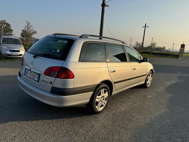 TOYOTA Avensis 2.0 TD cat Station Wagon Sol