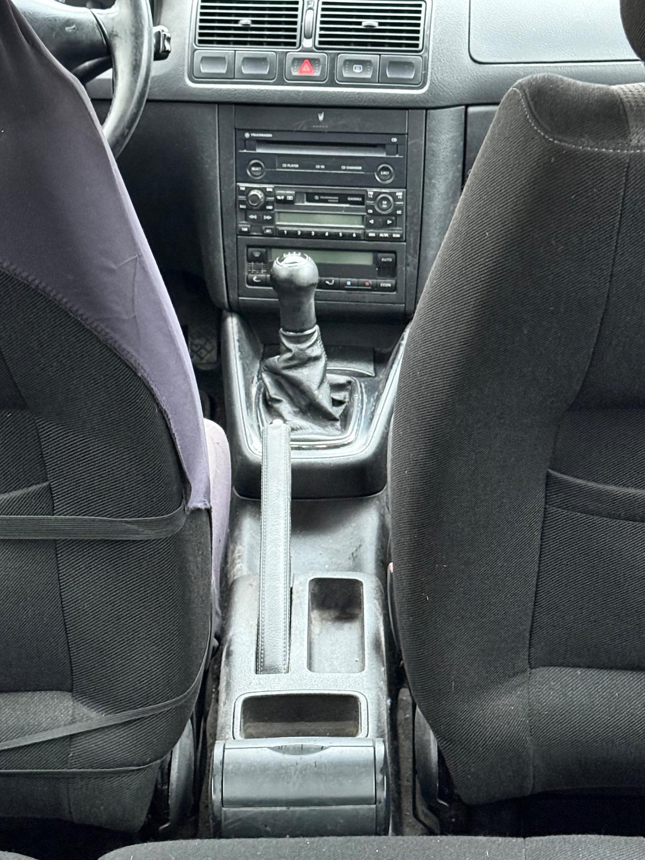 Volkswagen Golf 1.6 16V cat 5 porte Highline PLUS