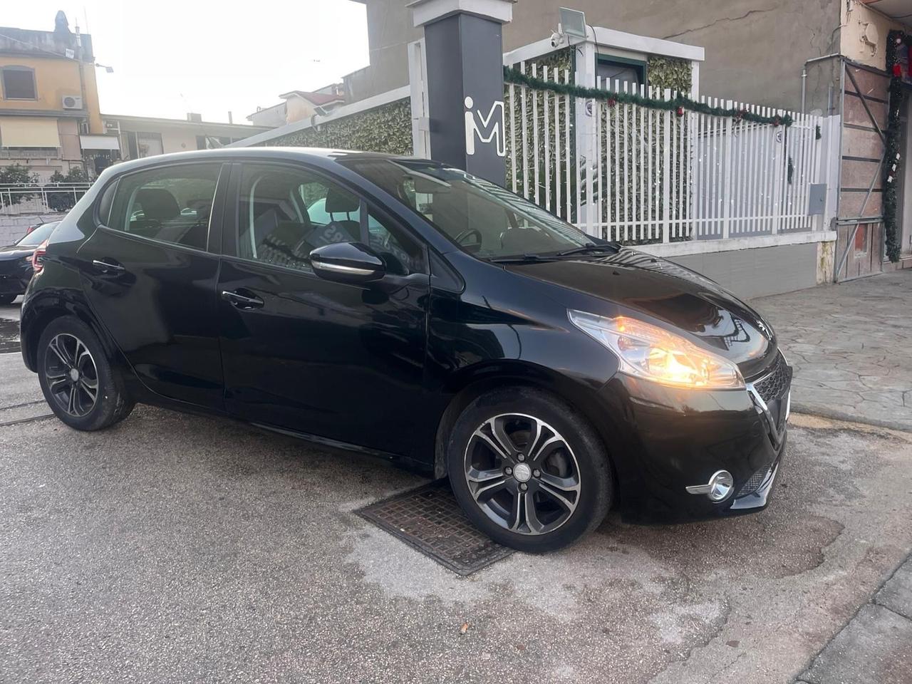 Peugeot 208 1.4 HDi 68 CV 5 porte Business