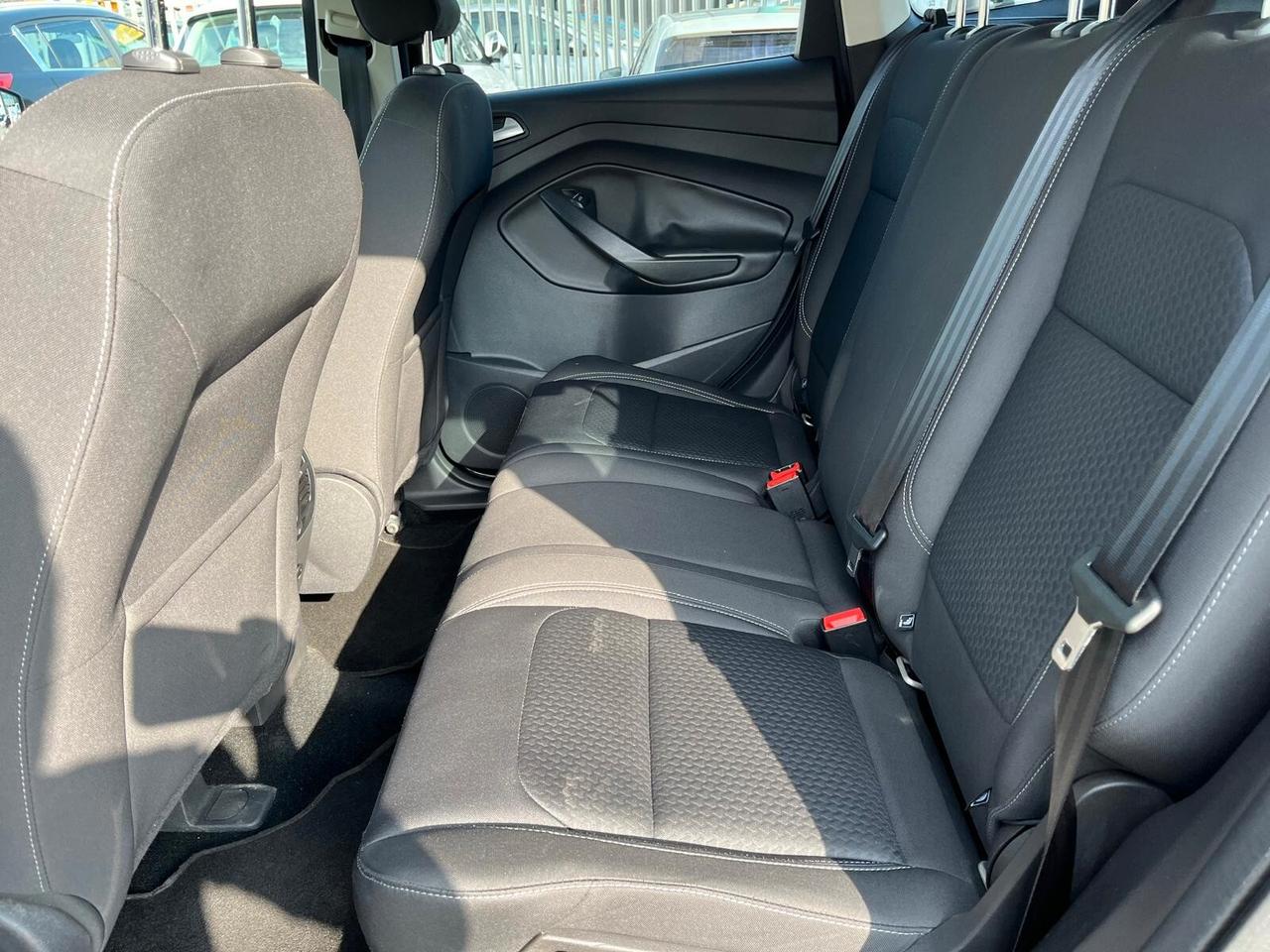 Ford Kuga 2.0 TDCI 150 CV S&S 4WD Powershift