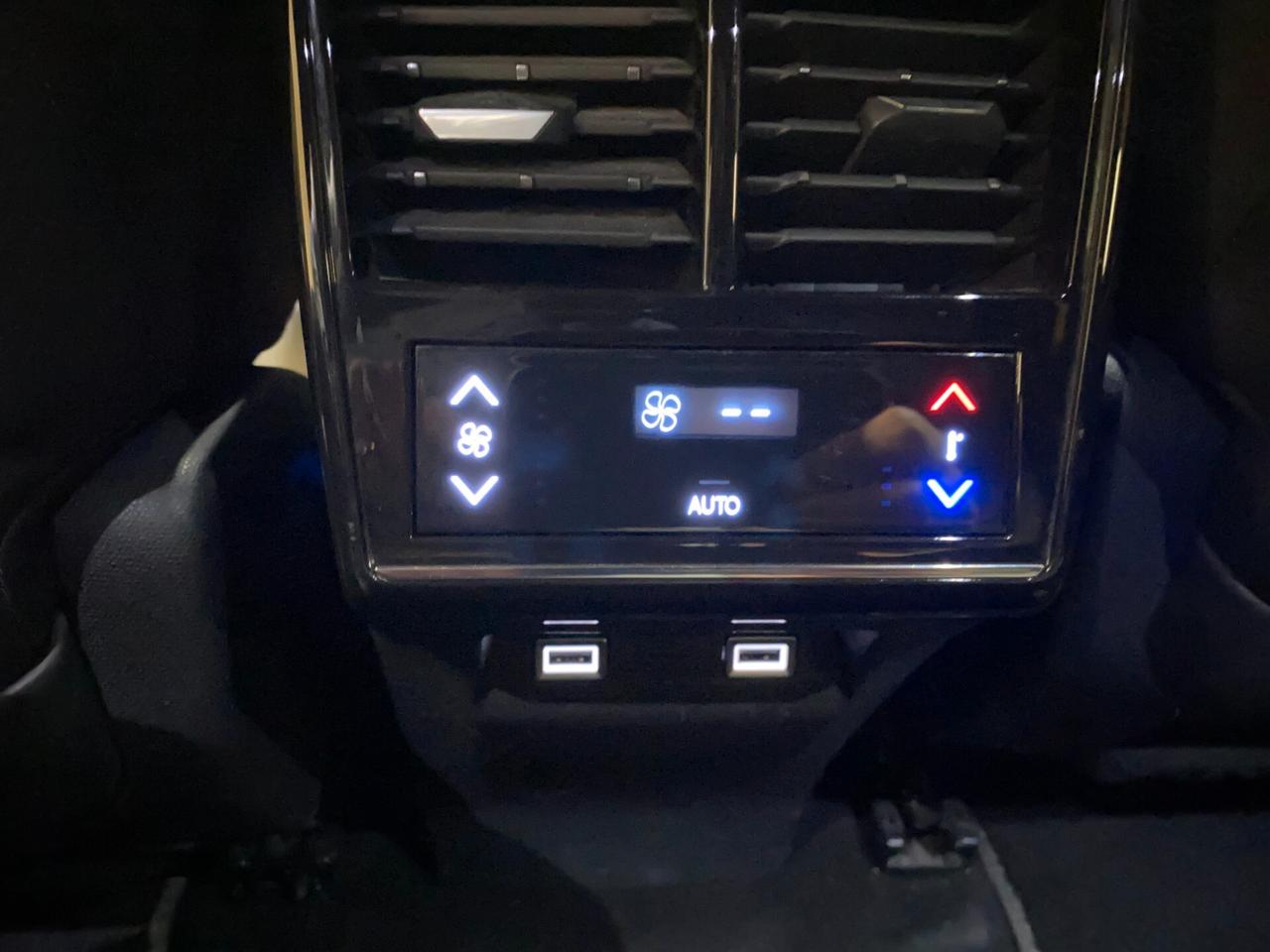 Ds 7 Crossback BlueHDi 180 aut. So Chic RIVOLI