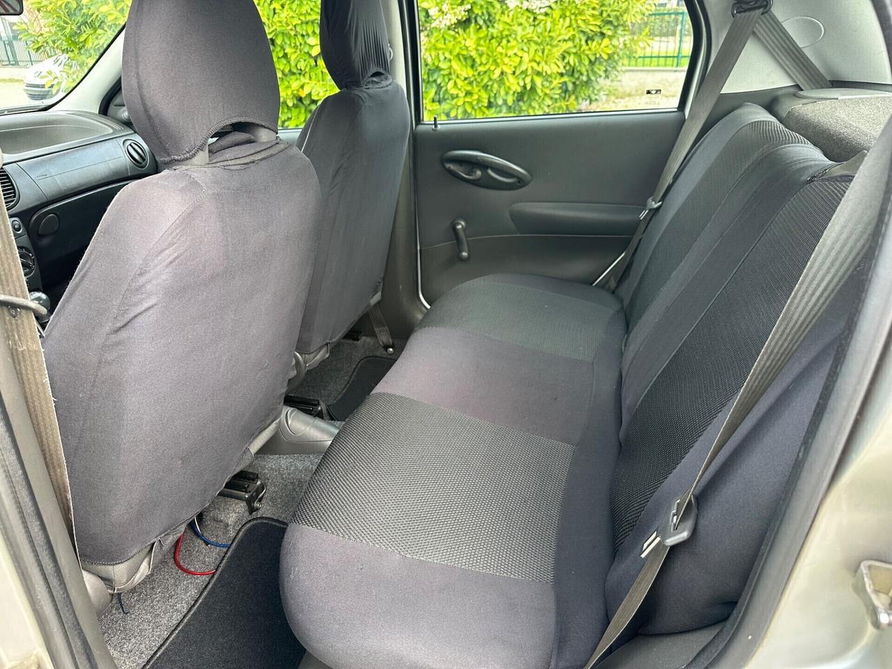 Fiat Punto 1.2 5p Active Natural Power