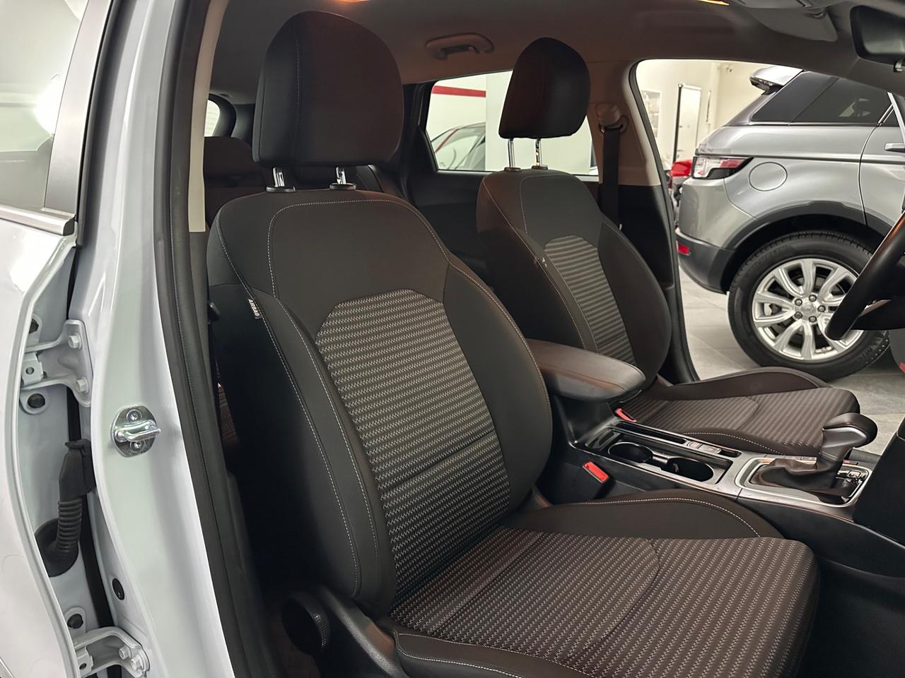 Kia Ceed 1.6 CRDi 136 CV MHEV DCT SW Business