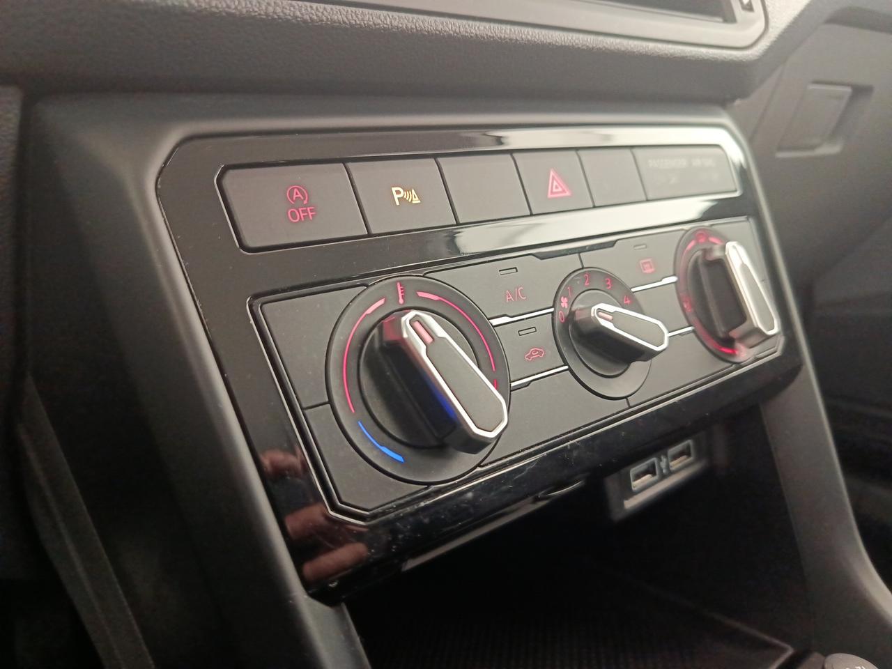 VOLKSWAGEN T-Cross - T-Cross 1.0 TSI Style BMT