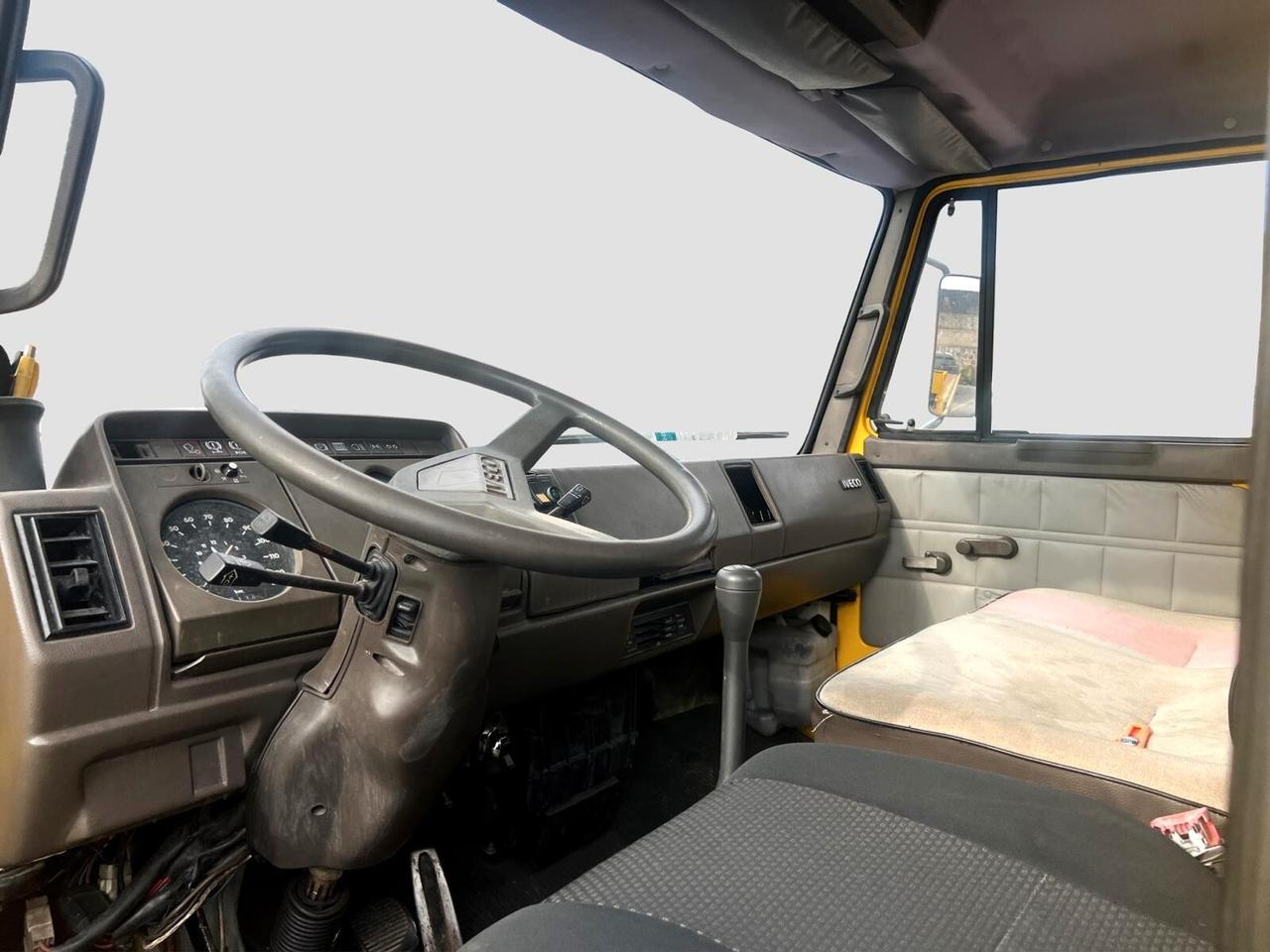 Iveco 79.14 Carro Attrezzi con Gru