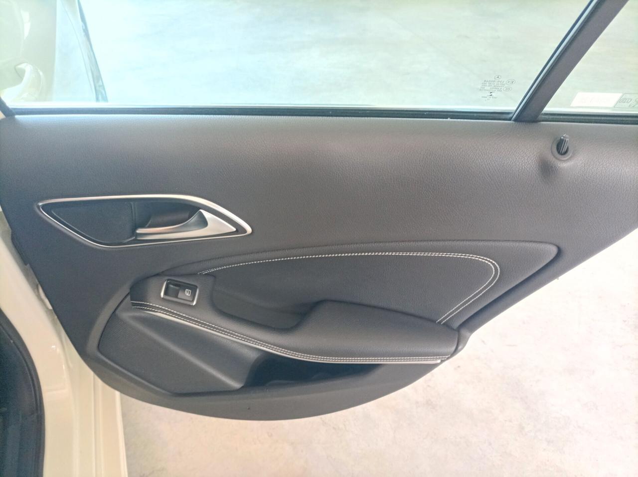 Mercedes-benz A 180 d CV 109 Sport 03/2018