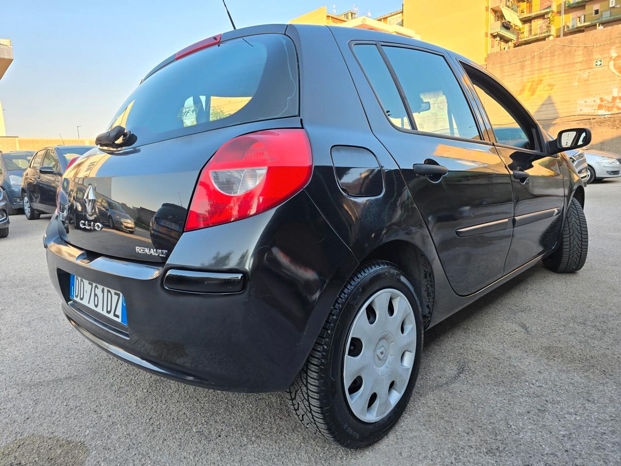 Renault Clio 1.5 dCi 85CV 5 porte full 2006