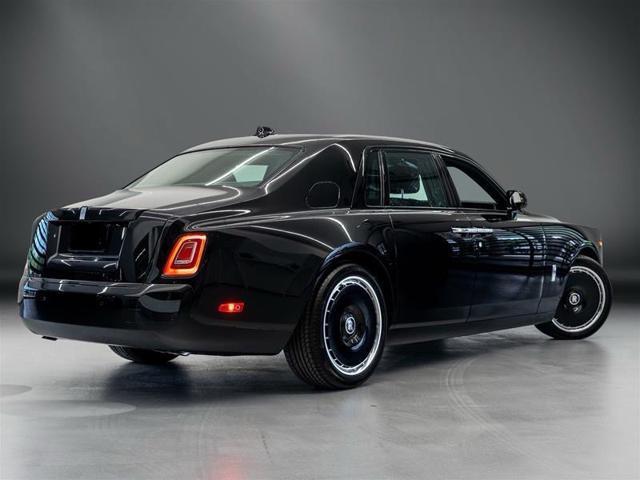 ROLLS-ROYCE Phantom PHANTOM SWB "BLACK DIAMOND" W12 563HP NEW CAR