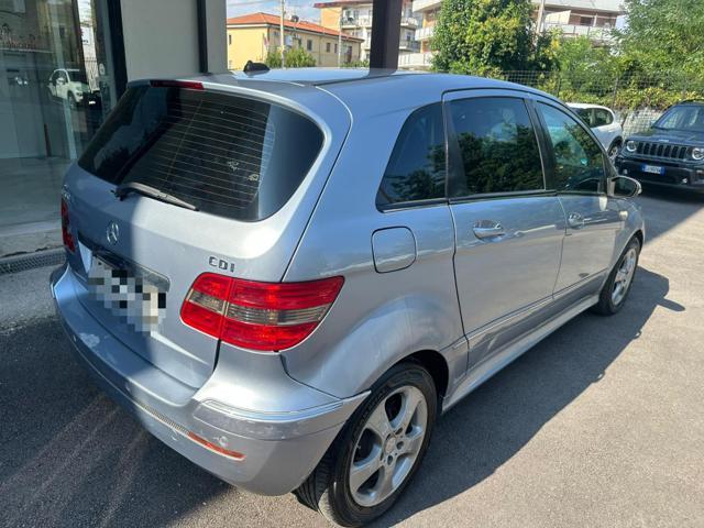 MERCEDES-BENZ B 200 CDI Sport