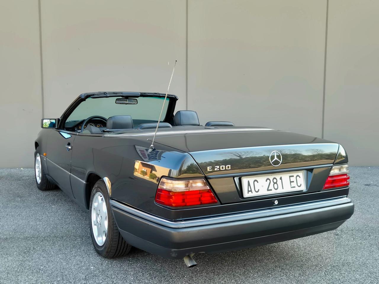 Mercedes-benz E-Series E 200 cat Cabriolet