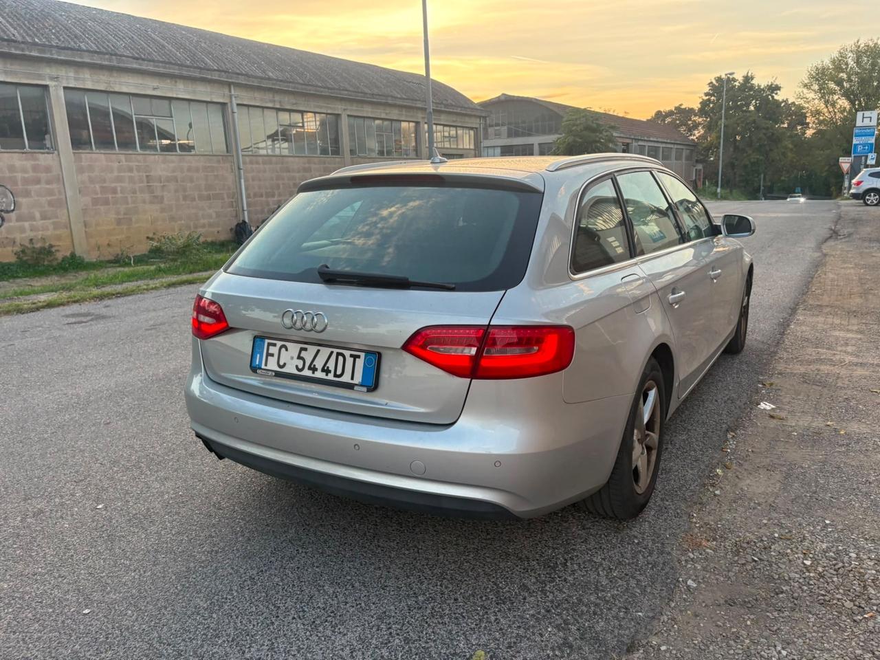 Audi A4 Avant 2.0 TDI 143CV 212.000 KM TENUTO OTTIMI