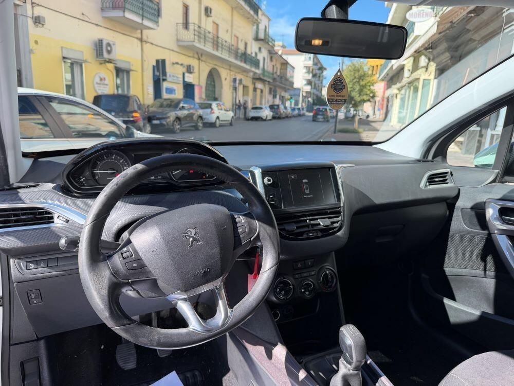 peugeot 2008 1.2 82 cv allure certificata italia