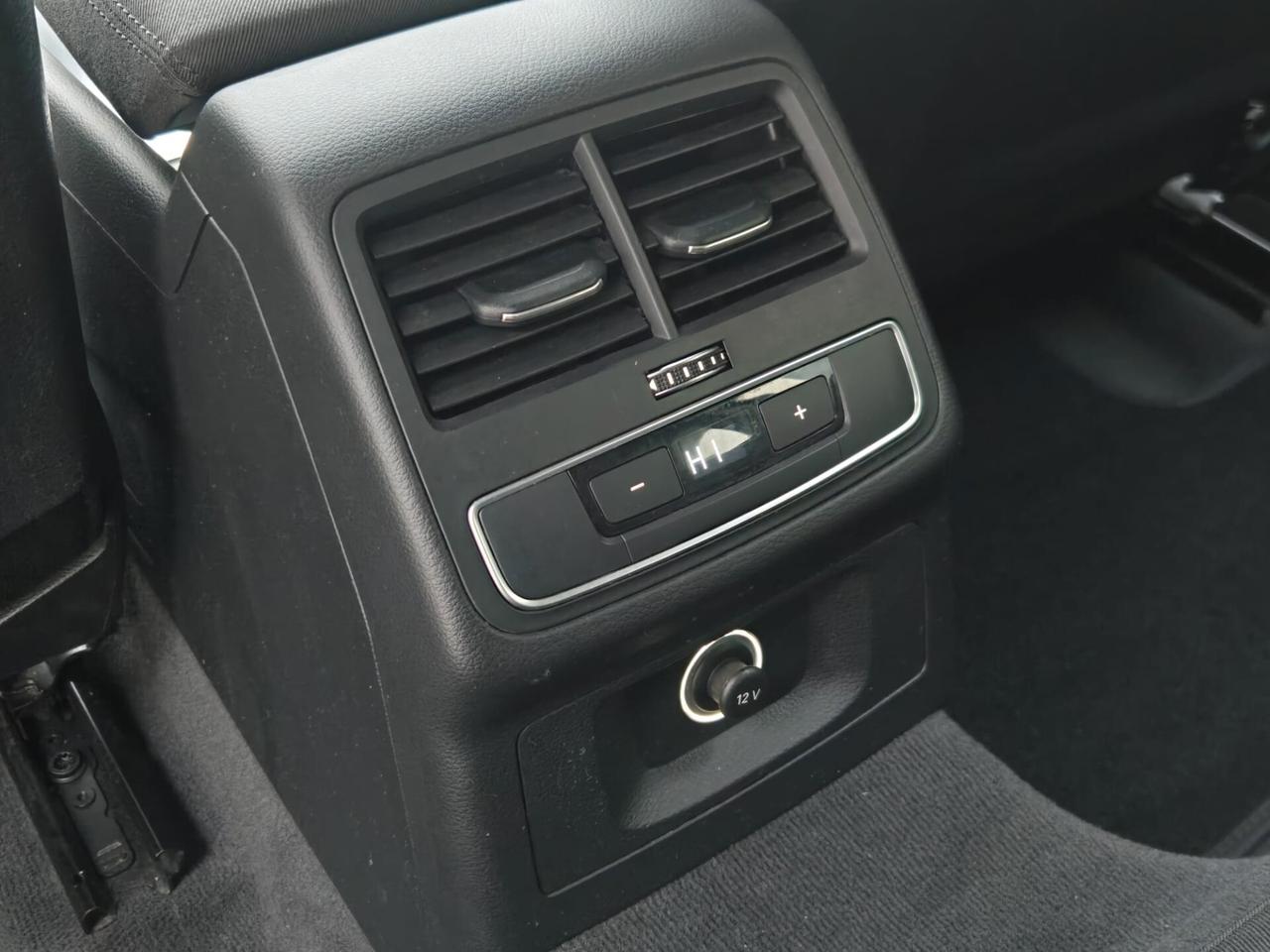 Audi A4 AVANT 2.0TDI SPORT 150 CV S-TRINIC