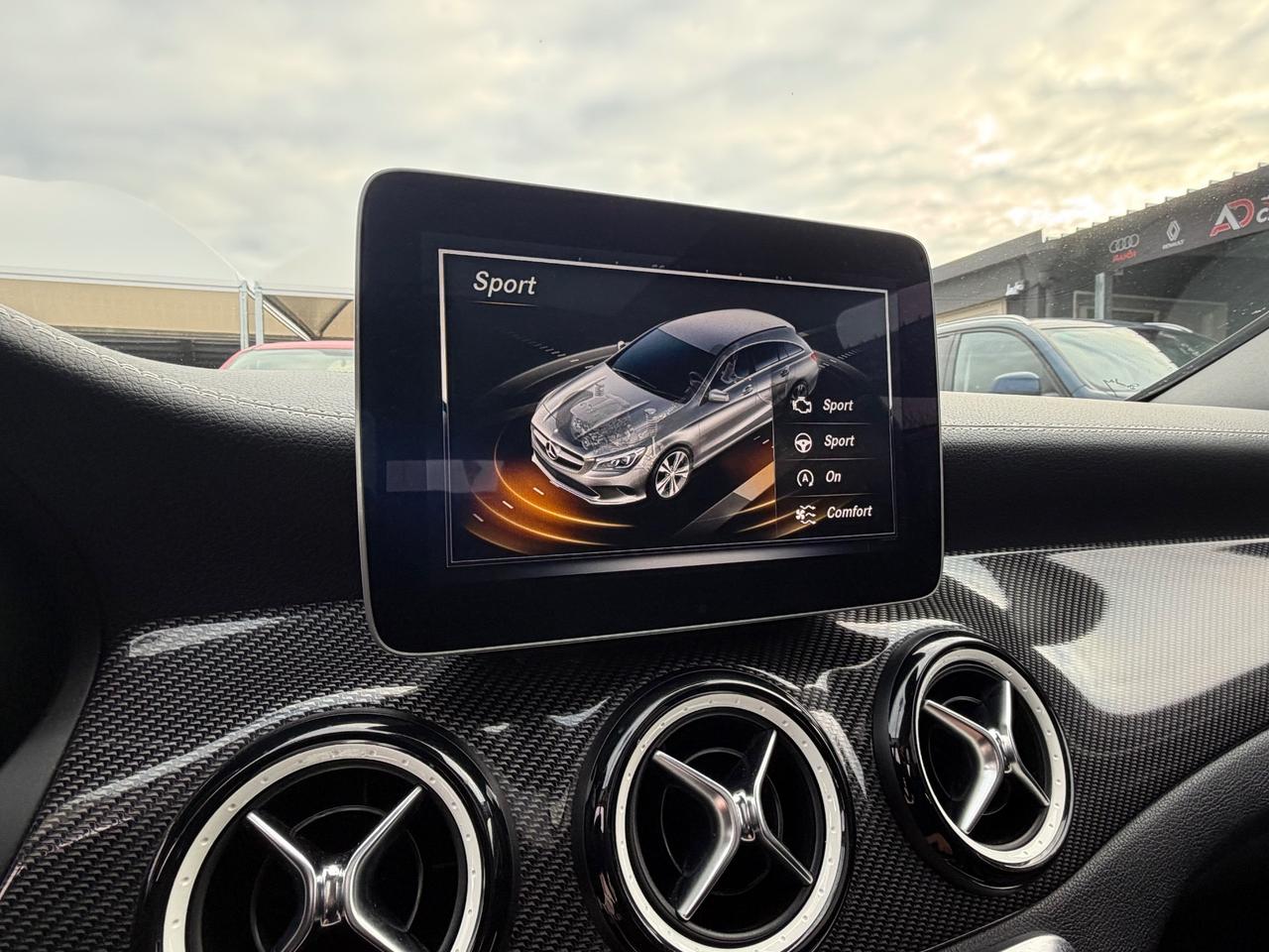 Mercedes-benz CLA 200d 4Matic Premium