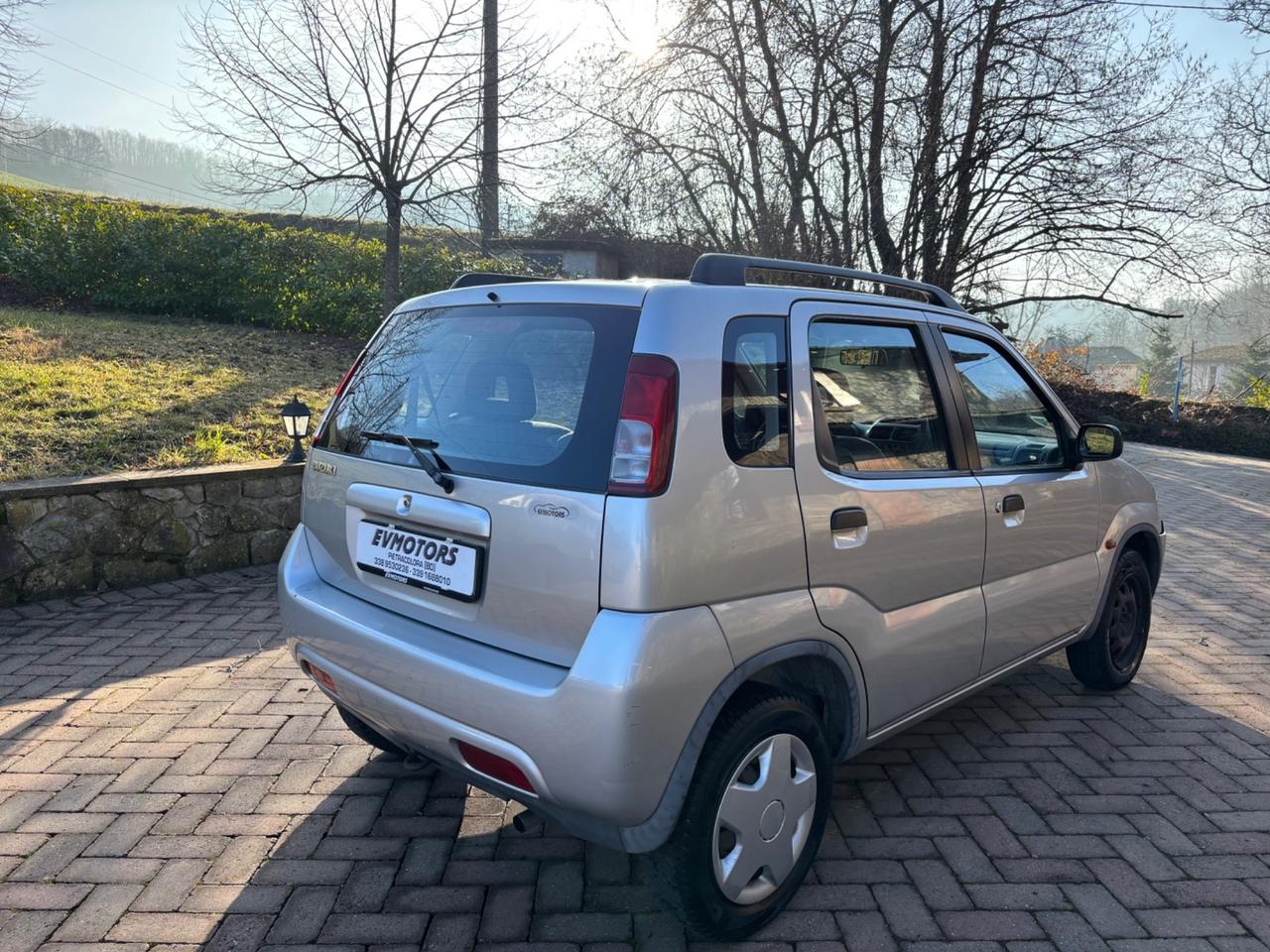 Suzuki Ignis 1.3i 16V cat 4WD GL