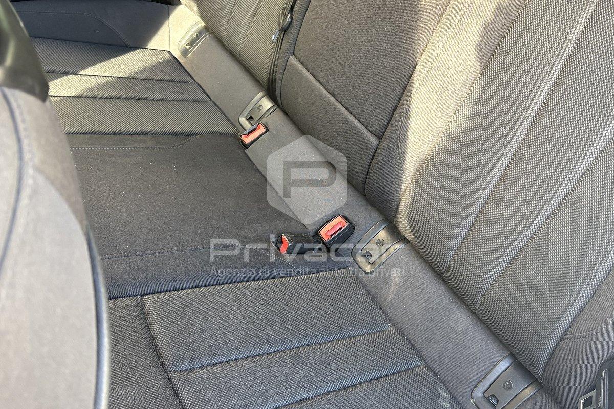 AUDI A4 35 TFSI Business